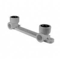 Комплект настенный для смесителя  20х1/2